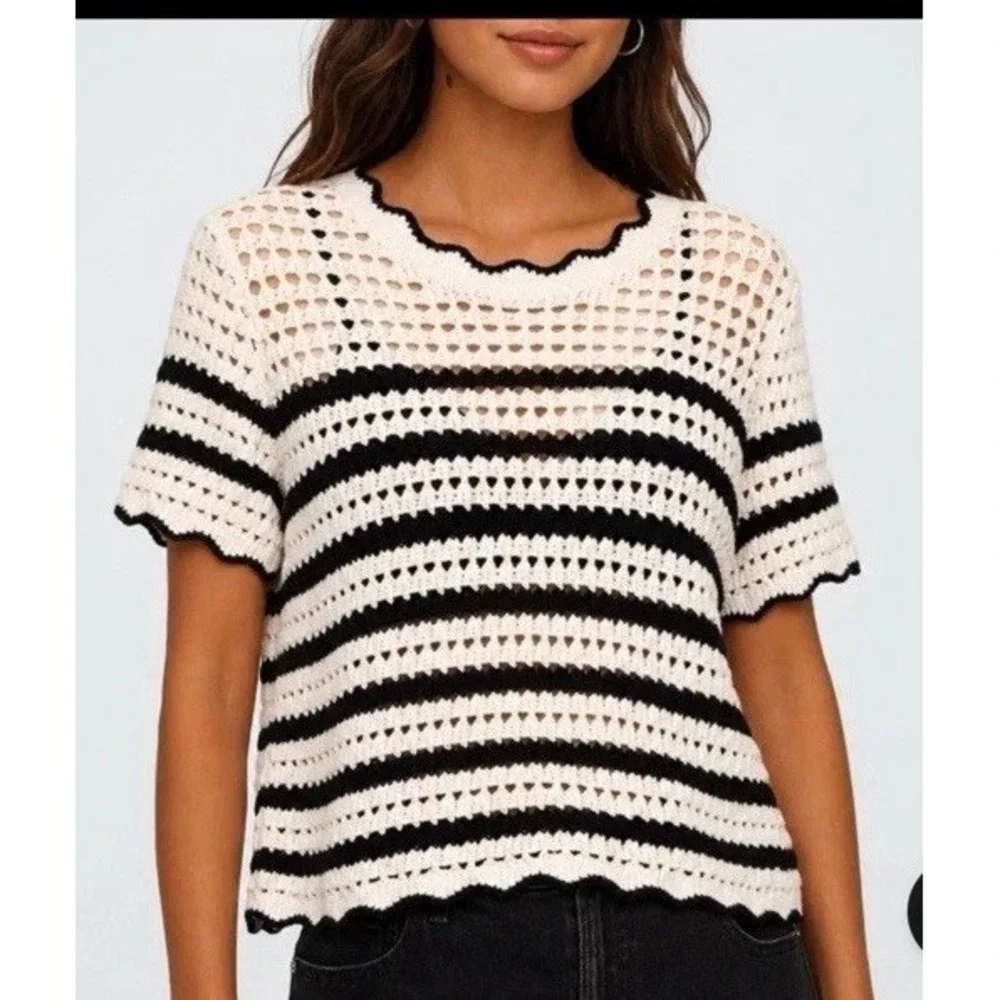 EUC GAP Crochet Striped Top SWEATER Black Milk Stripe Scallop Trim Cotton XL $45 - Picture 1 of 7